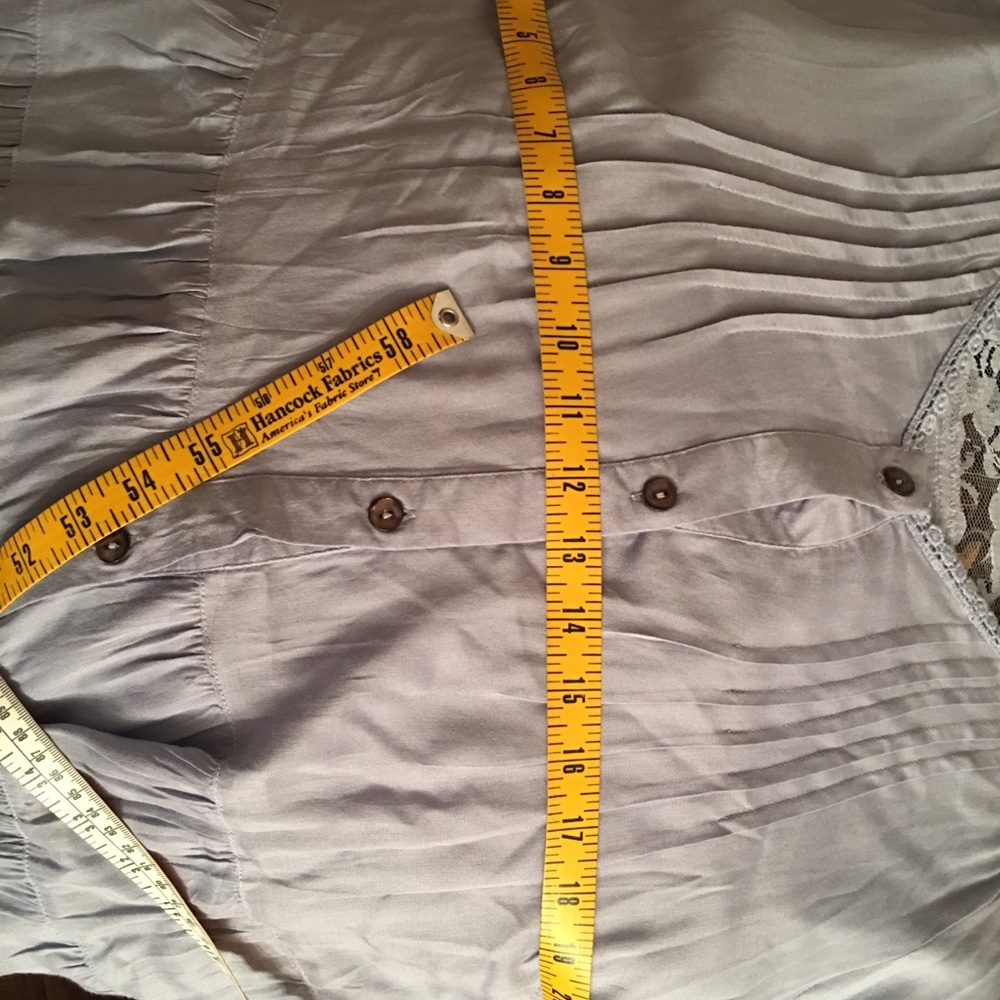 Ladies Boutique Blouse - Picture 4 of 6